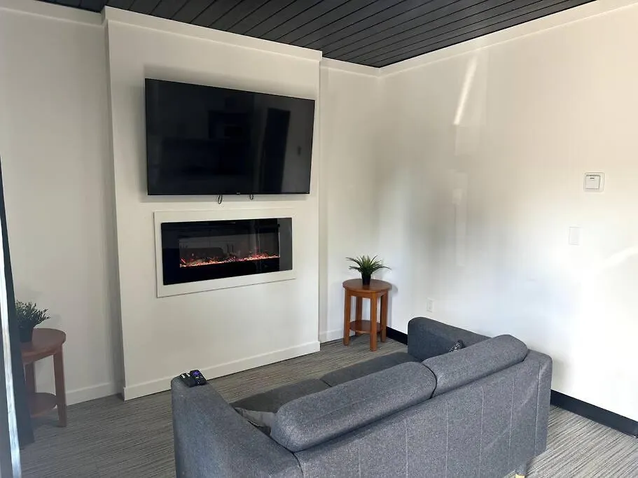 1 Bd Motel Condo With Kitchenette - 3 location